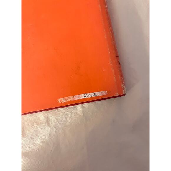 METROPOLITAN MUSEUM JOURNAL Volume 17 / 1982 - Picture 10 of 16